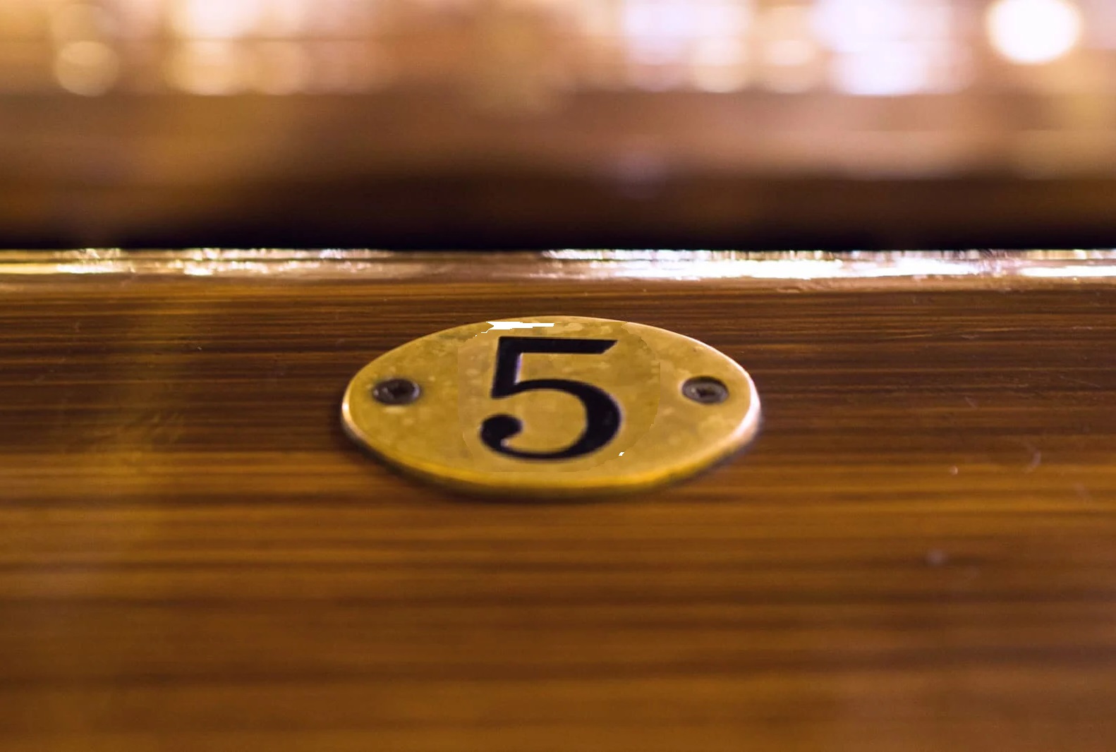 sao ngũ hoàng hung tinh trong phi tinh