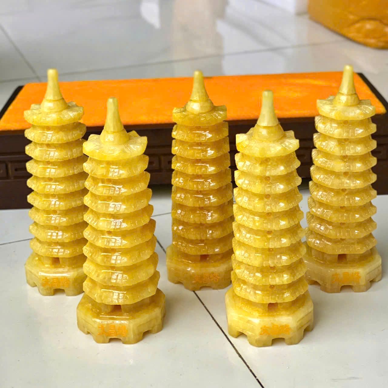 thap-van-xuong-ngoc-hoang-long-màu-vàng